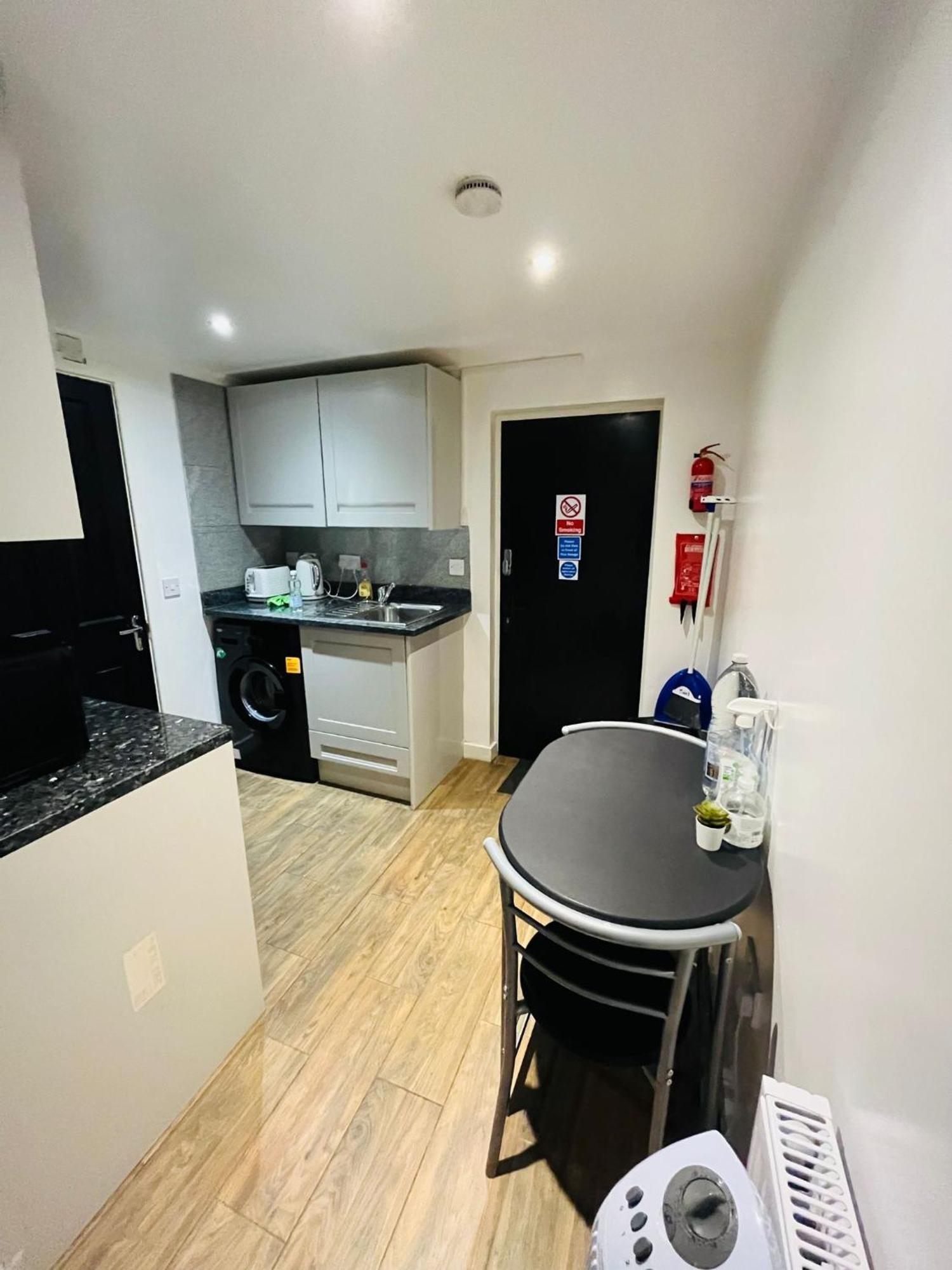 Exclusive Private One Bedroom Suite London Luaran gambar